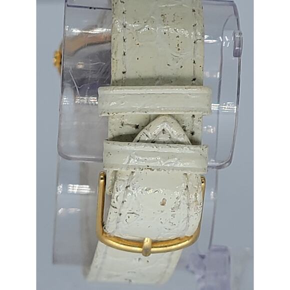 Vintage Disney Donald Duck Gold Watch - Unique Collectible Timepiece - Picture 8 of 8